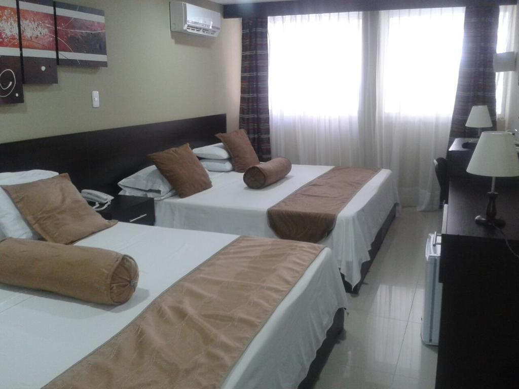 Hotel Six Avenue Кали Экстерьер фото